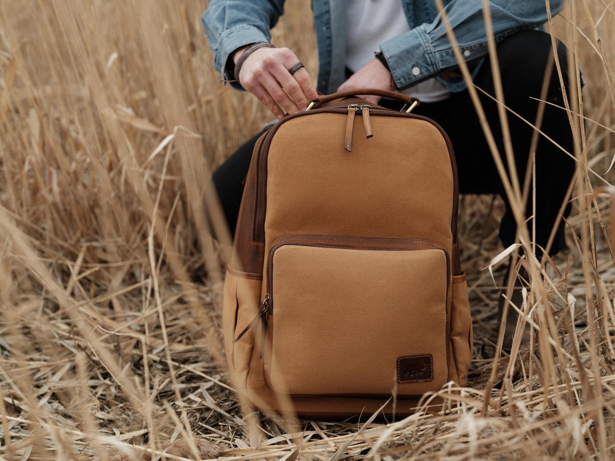 25L Traveler Canvas Backpack