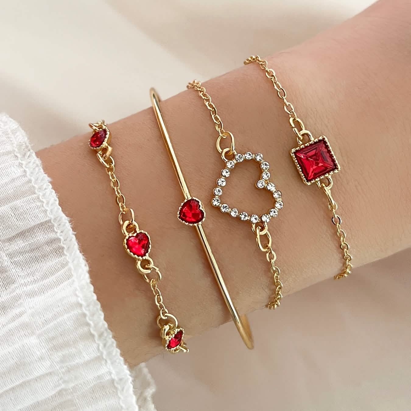4pcs Rhinestone Alloy Bracelet Set – Minimalist Heart &amp; Square Design