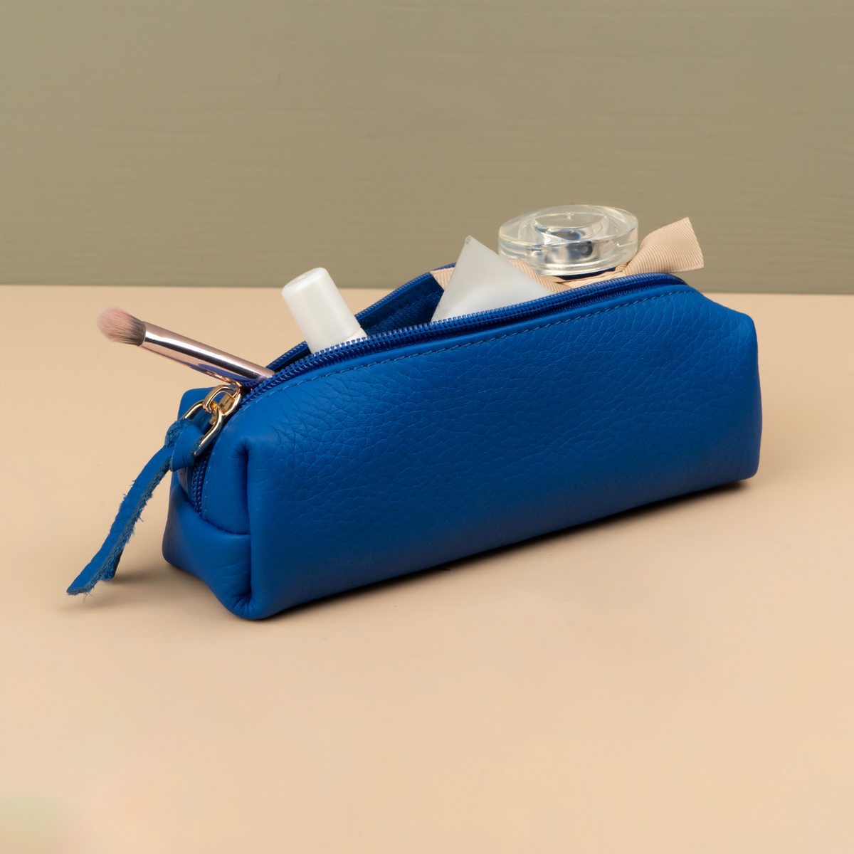 Elegant Leather Makeup Bag - Blue - Aurora