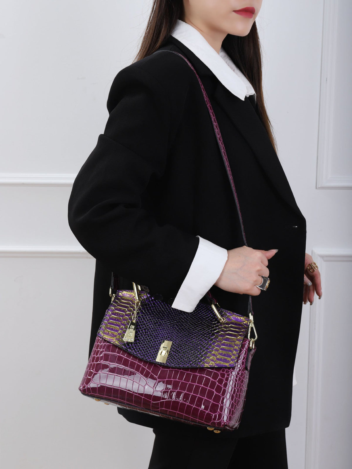 Snake Pattern Women&