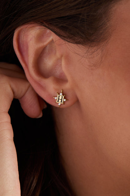 Harry Potter™ Hogwarts &amp; Sorting Hat Earring Set of 2