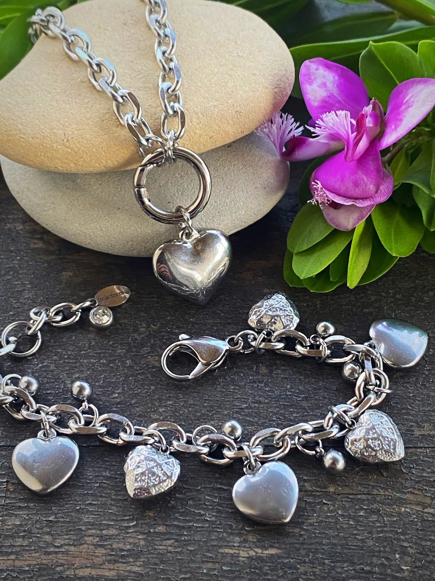 SOFIA HEART BRACELET