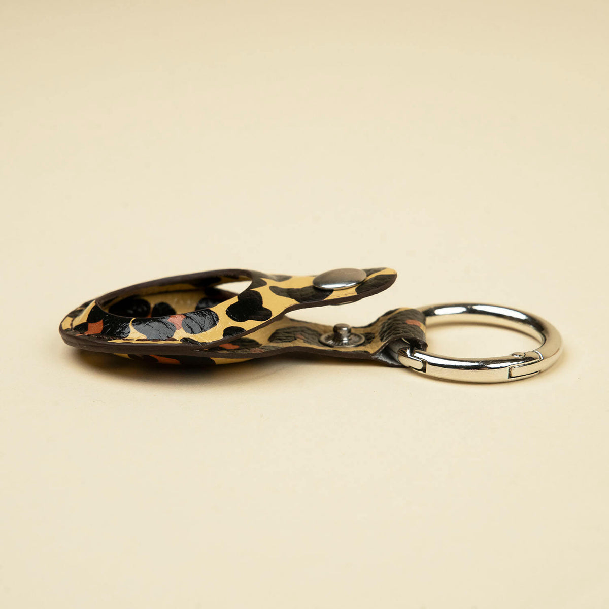 Premium Leather AirTag Holder - Leopard - Orlando