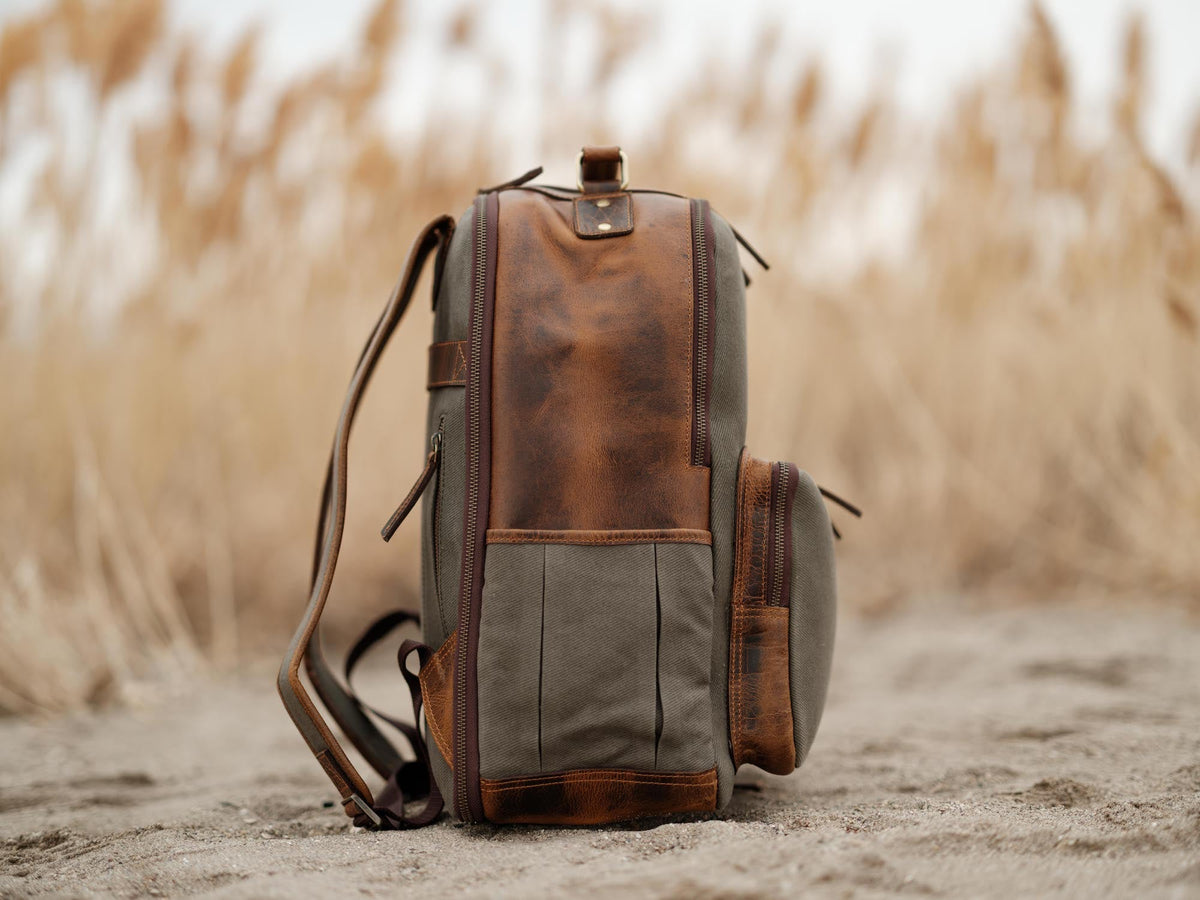 25L Traveler Canvas Backpack