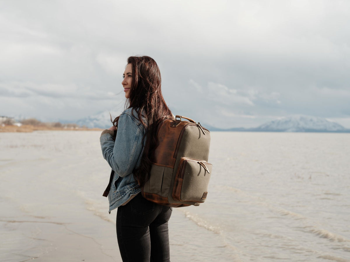 25L Traveler Canvas Backpack