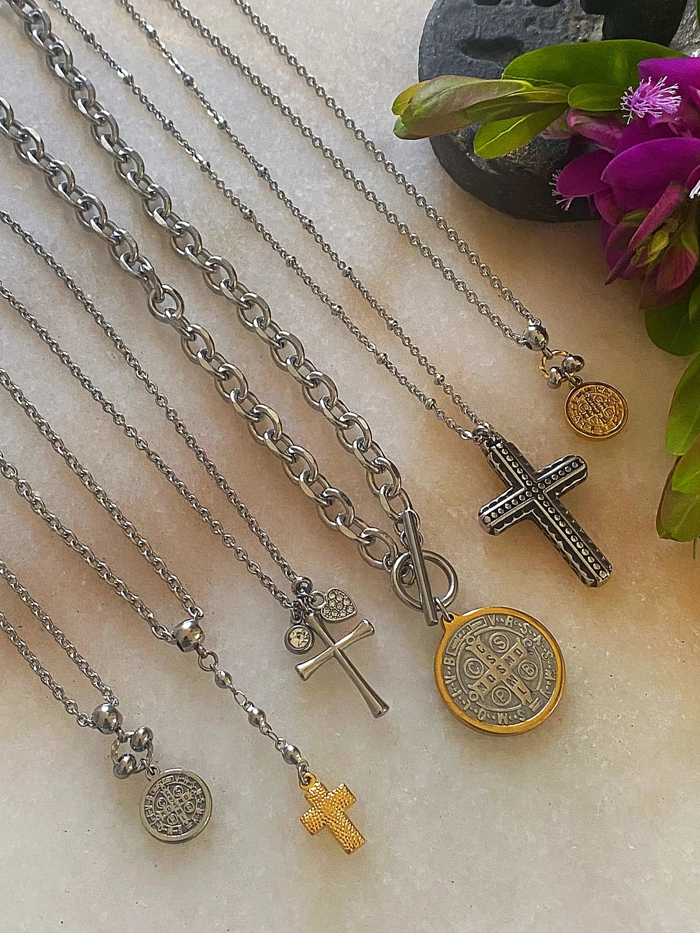 DAINTY CROSS NECKLACE