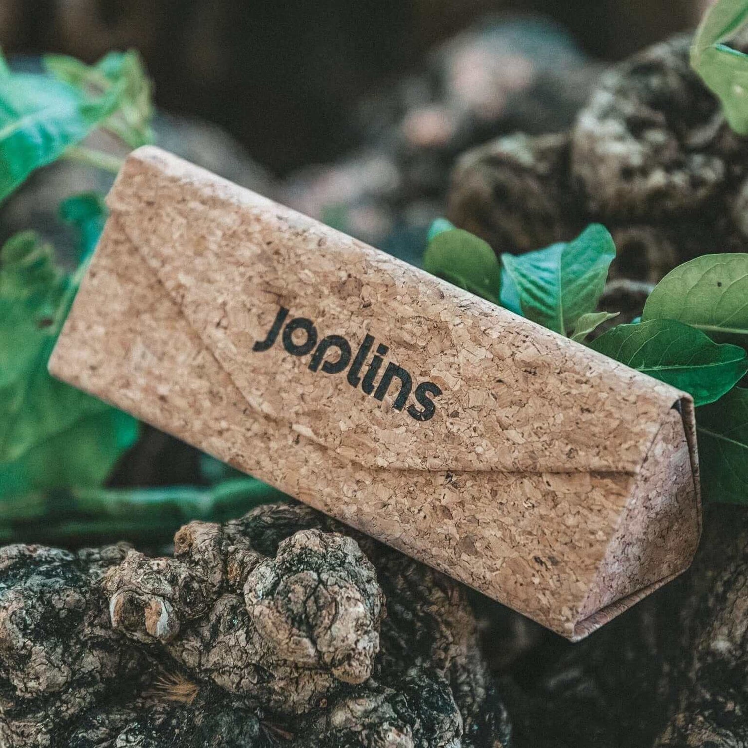 Fold &amp; Go - Tri-fold Sunglasses Cork Case