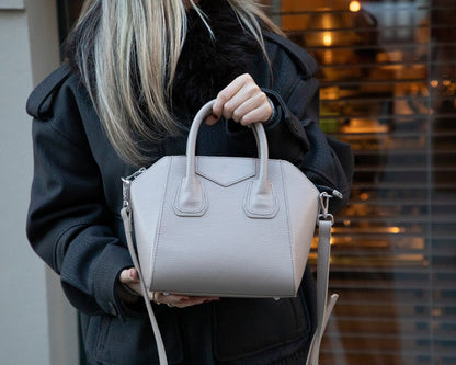 Lorenza Medium Women’s Leather Bag – Genuine Leather Handbag for Everyday Elegance | Minimal &amp; Handcrafted