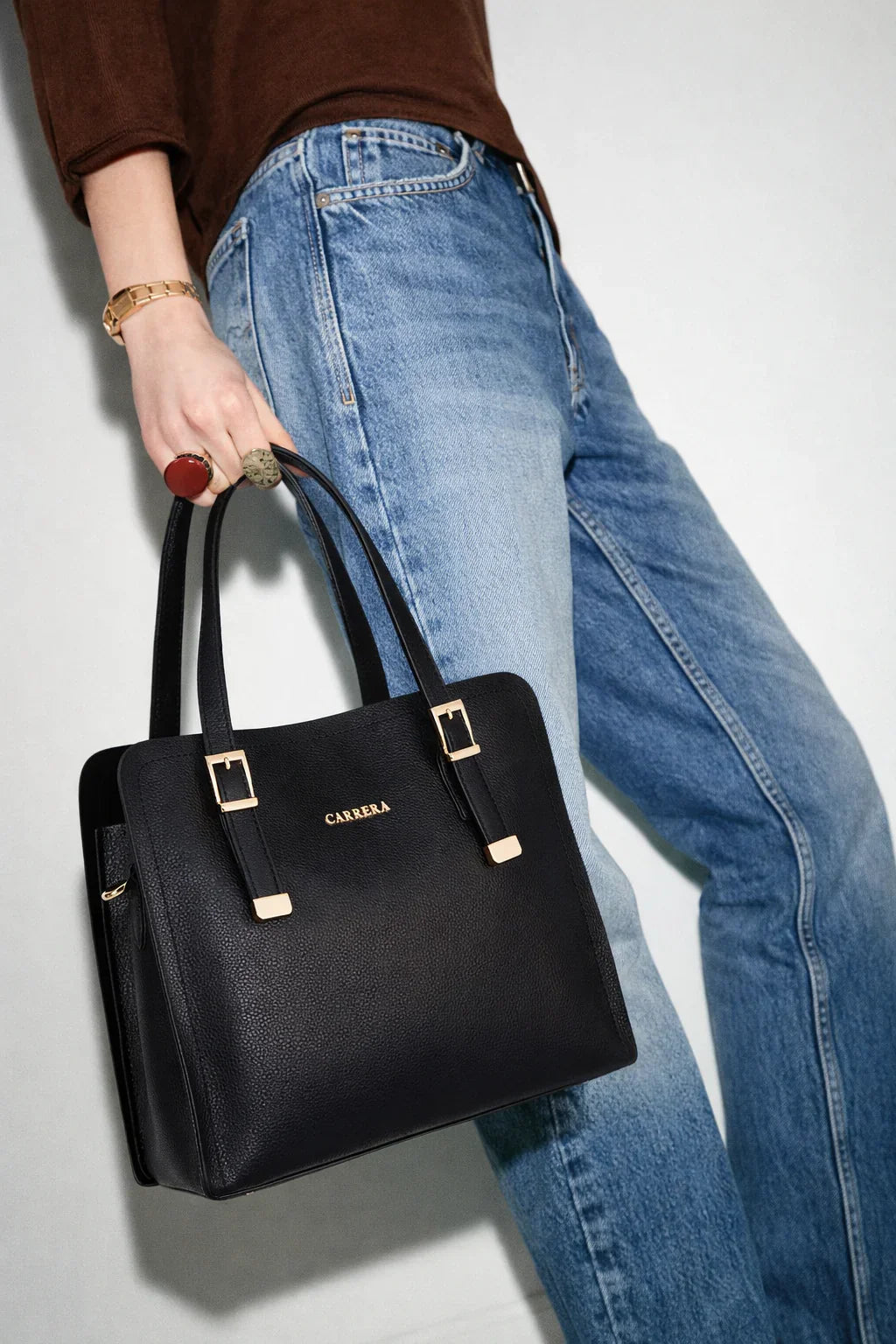 Carrera Velmora Women’s Leather Bag – Full-Grain Floater Leather Handbag for Everyday Elegance | Minimal &amp; Handcrafted