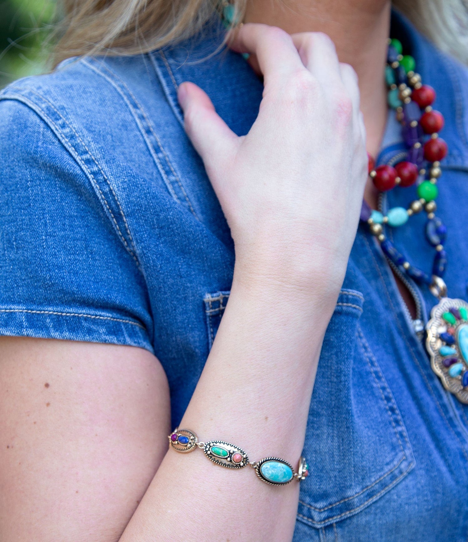 Concho Colorful Golden Link Bracelet