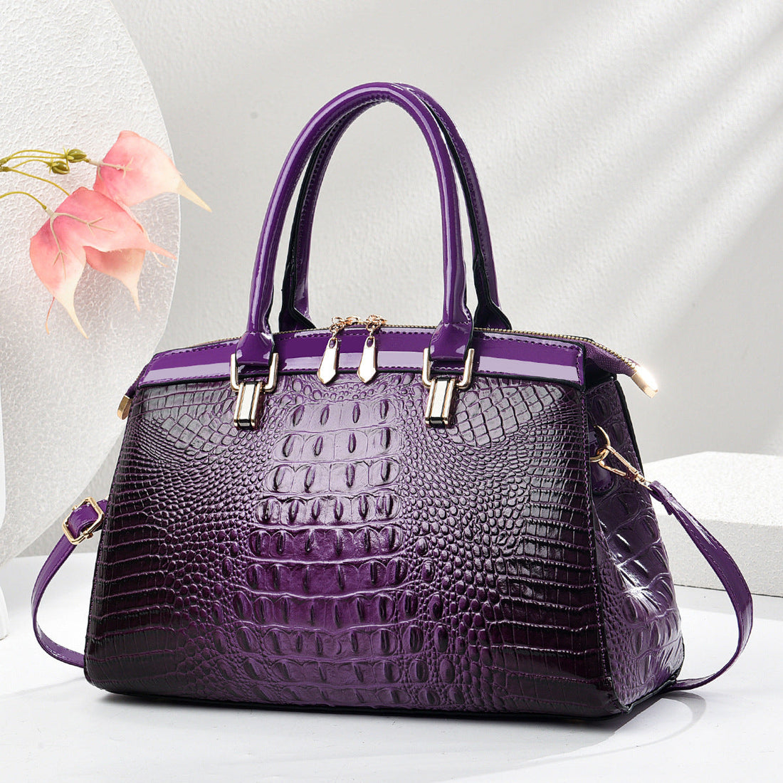 Patent Leather Large-Capacity Commuter Handbag European And American Style