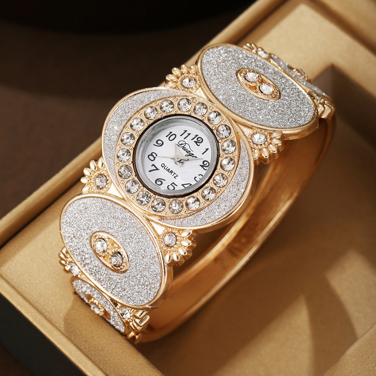Oval Diamond Decoration Bangle Flower And Leaf Diamond Women&