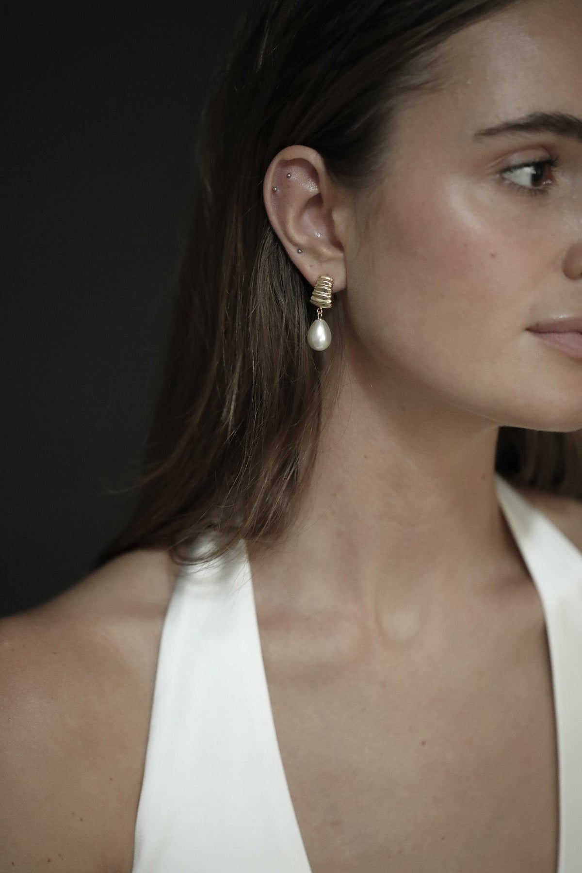 Ribbed Pearl Drop Earrings