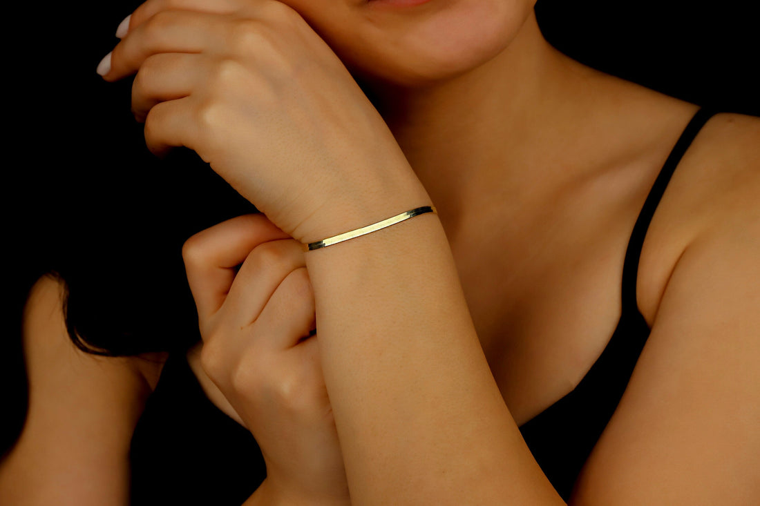 Dazzling Sterling Silver Dainty Herringbone Bracelet - Elegant Italian Design, Liquid Link Style