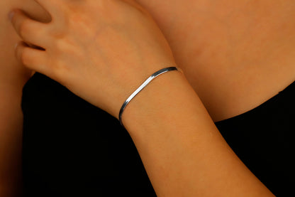 Dazzling Sterling Silver Dainty Herringbone Bracelet - Elegant Italian Design, Liquid Link Style