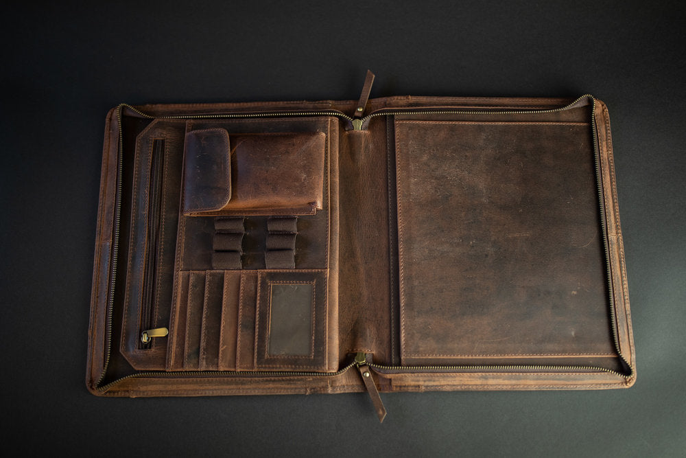 Nomad Leather Portfolio